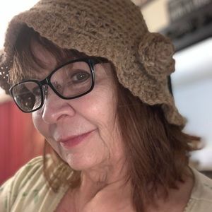 Meet your Posher, Carole